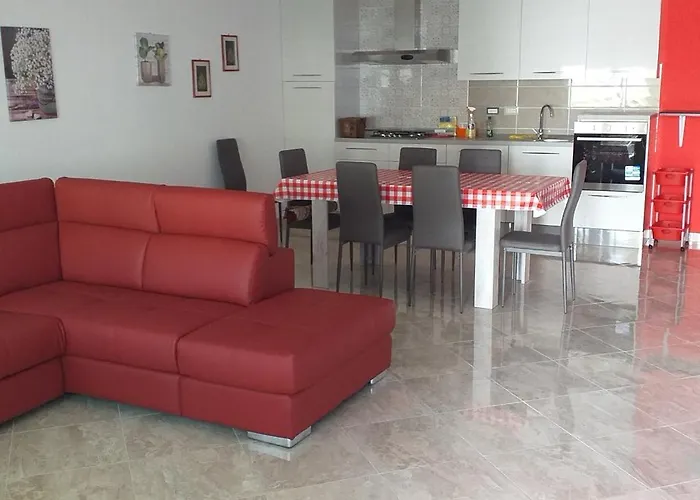 Il Mirto Locale Бари-Сардо